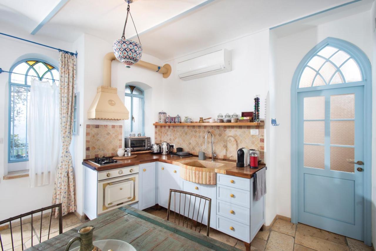 Above The Spring Bed & Breakfast Jerusalem Eksteriør bilde