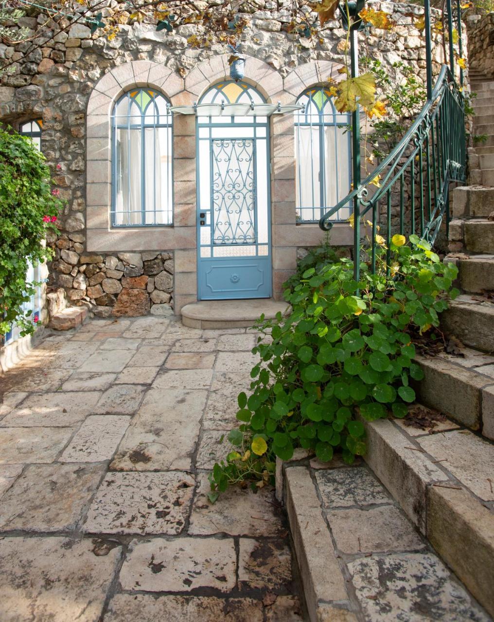 Above The Spring Bed & Breakfast Jerusalem Eksteriør bilde